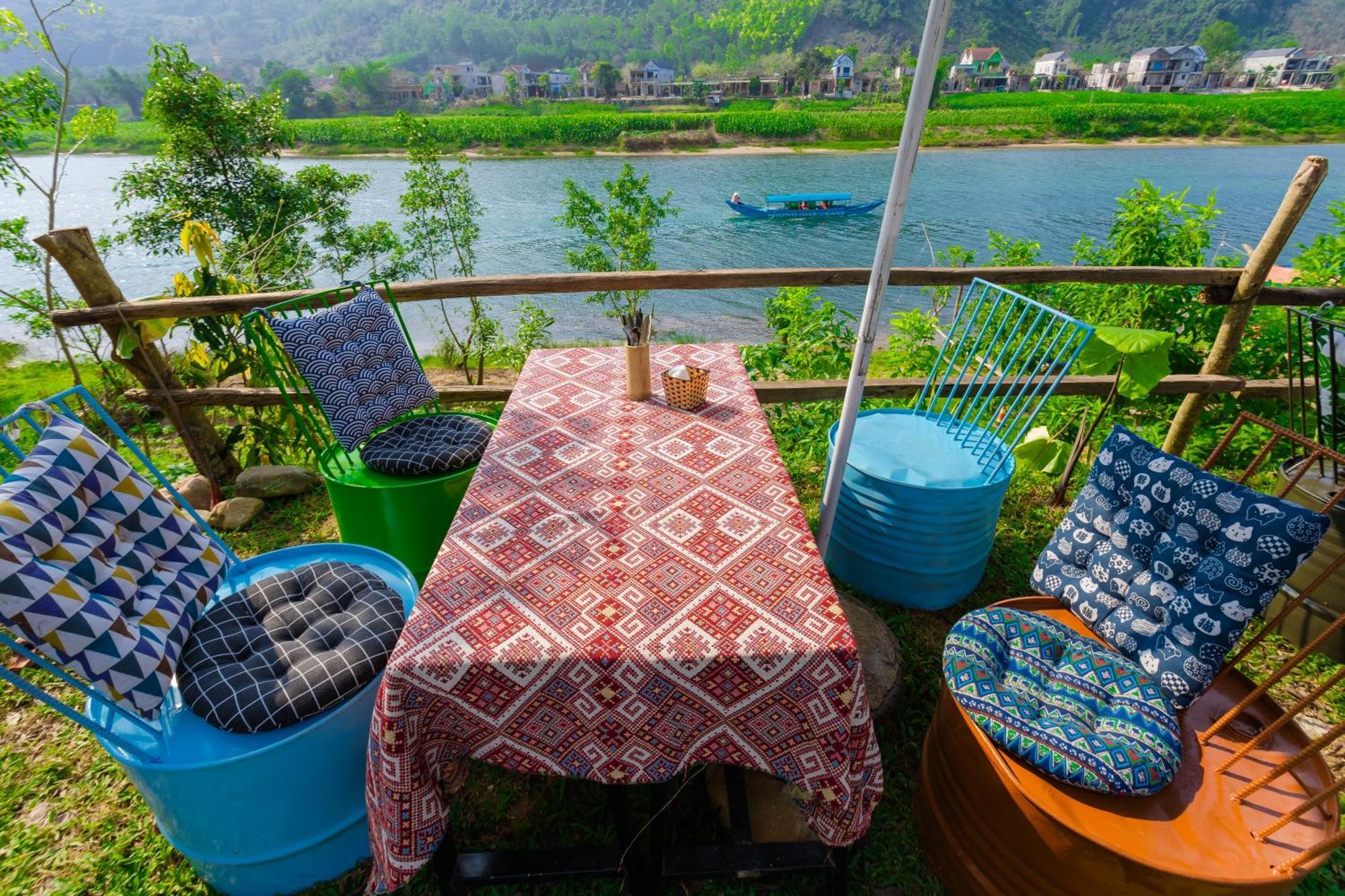 Son River Homestay Φονγκ Να Εξωτερικό φωτογραφία