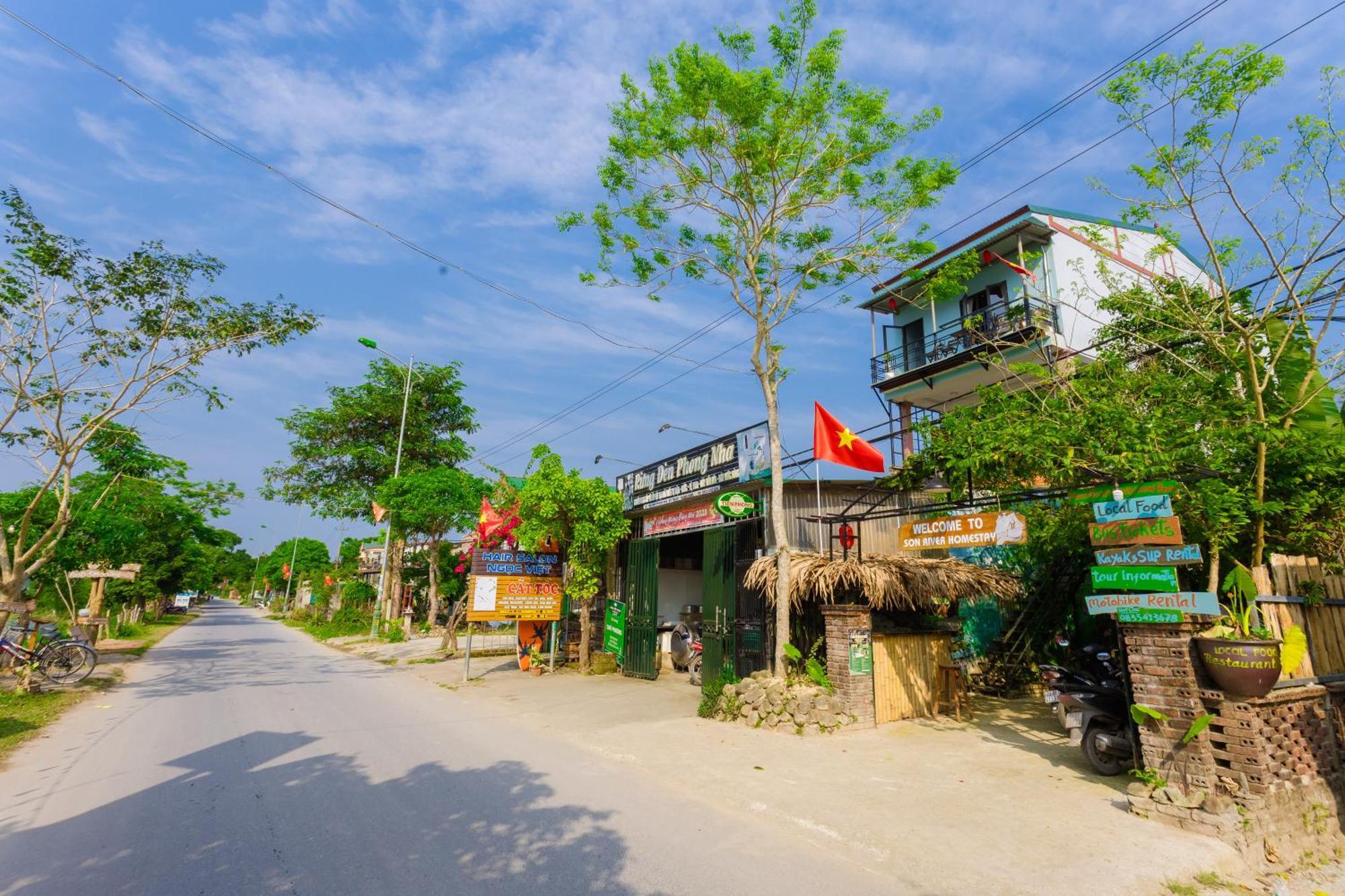 Son River Homestay Φονγκ Να Εξωτερικό φωτογραφία